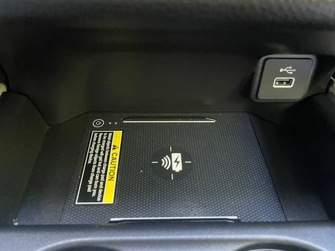 Certified 2024 Honda HR-V EX-L image 18