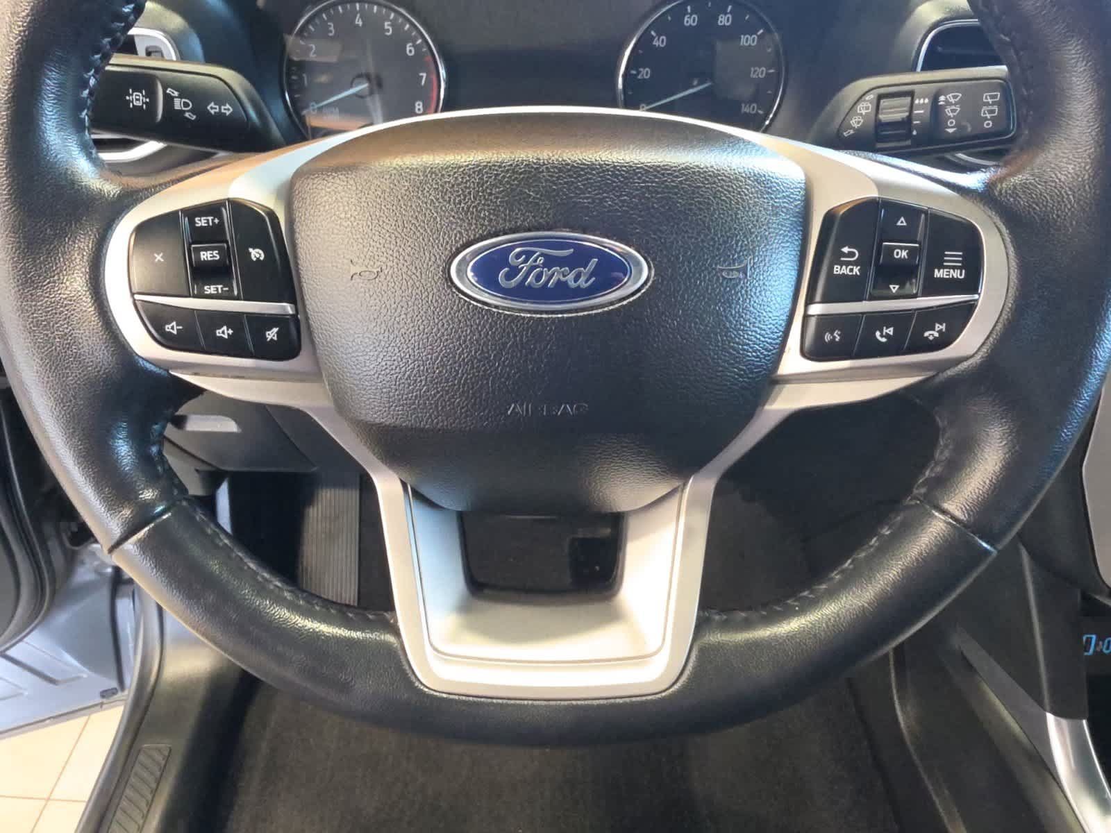 Used 2023 Ford Explorer XLT w/ Equipment Group 202A AWD/4WD image 19