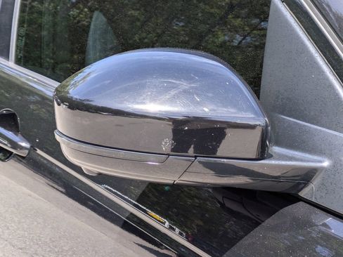 Used 2016 Land Rover Discovery Sport HSE Luxury image 11