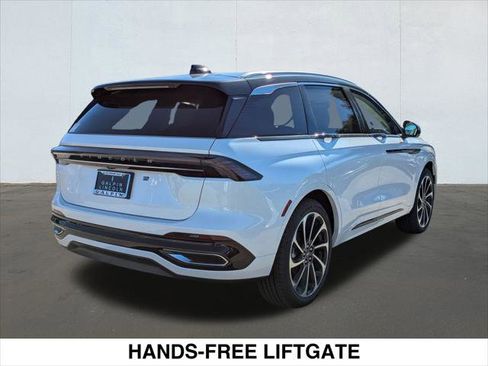 New 2026 Lincoln Nautilus Black Label image 2