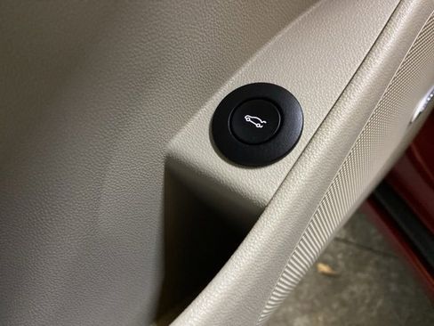 Used 2018 Buick LaCrosse Essence w/ Sights and Sounds Package image 29