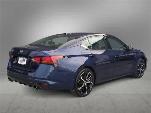 Used 2024 Nissan Altima 2.5 SR image 8