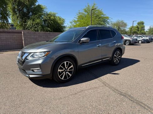 Used 2020 Nissan Rogue SL w/ Premium Package image 1