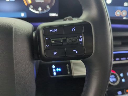 Used 2024 Hyundai Santa Fe Calligraphy AWD/4WD image 15