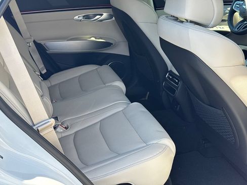 New 2026 Genesis GV70 2.5T Select AWD/4WD image 15