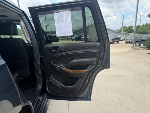 Used 2020 Chevrolet Tahoe Premier AWD/4WD image 45