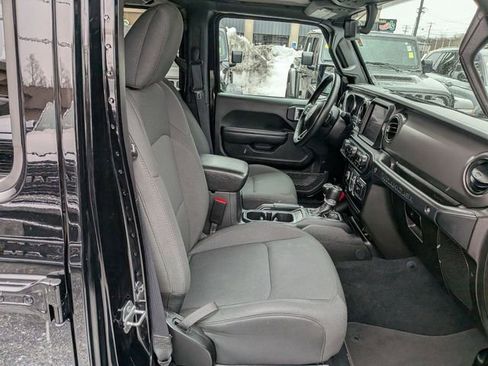 Certified 2022 Jeep Wrangler Unlimited Sport image 30
