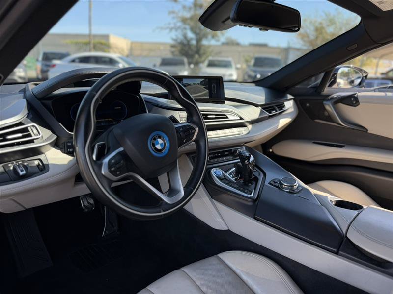 Used 2015 BMW i8 AWD/4WD image 31