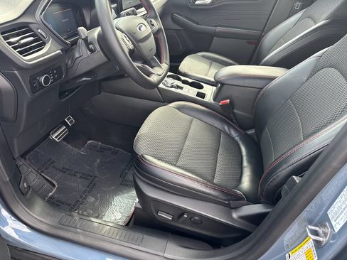 Used 2023 Ford Escape ST-Line w/ Tech Pack #1 AWD/4WD image 19