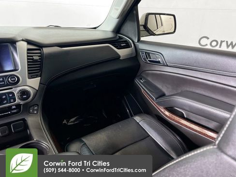 Used 2017 GMC Yukon SLT image 28