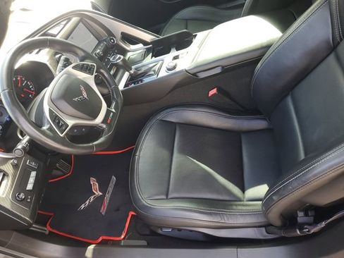 Used 2015 Chevrolet Corvette Z06 w/ 2LZ Preferred Equipment Group image 17