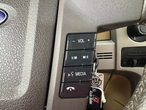 Used 2014 Ford F150 Lariat w/ Equipment Group 502A Luxury AWD/4WD image 24