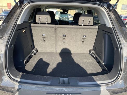 Used 2025 Chevrolet TrailBlazer LT image 30