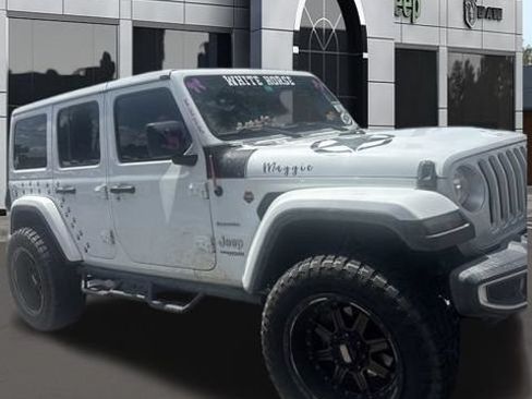 Used 2018 Jeep Wrangler Unlimited Sahara w/ Cold Weather Group AWD/4WD image 1