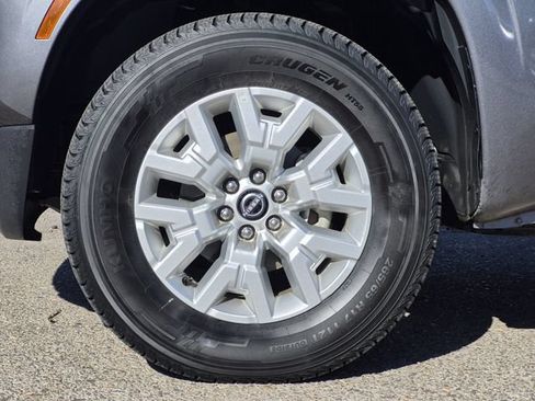 Certified 2024 Nissan Frontier SV w/ SV Convenience Package AWD/4WD image 7
