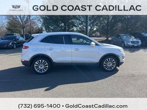 Used 2017 Lincoln MKC Reserve image 4