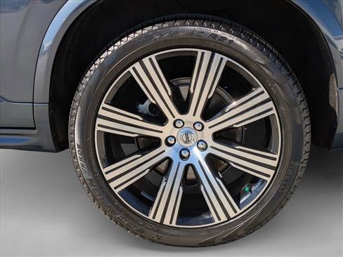 Used 2022 Volvo XC90 T6 Inscription w/ Advanced Package image 26