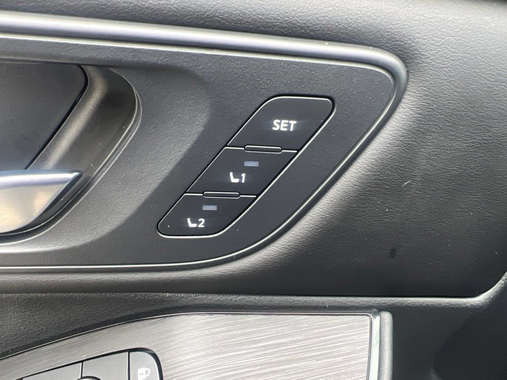 Certified 2023 Nissan Rogue SL AWD/4WD image 50