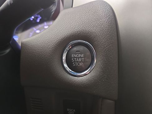 Used 2012 Lexus GX 460 w/ Comfort Plus Pkg image 28