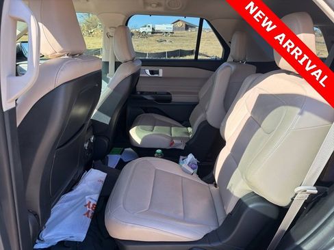 Used 2020 Ford Explorer Limited w/ Class III Trailer Tow Package image 13