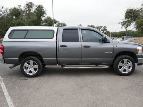 Used 2008 Dodge Ram 1500 Truck SLT RWD image 5