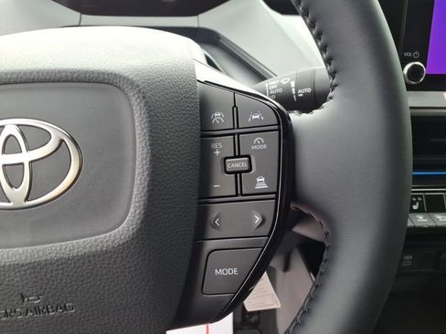 New 2026 Toyota Prius FWD image 22