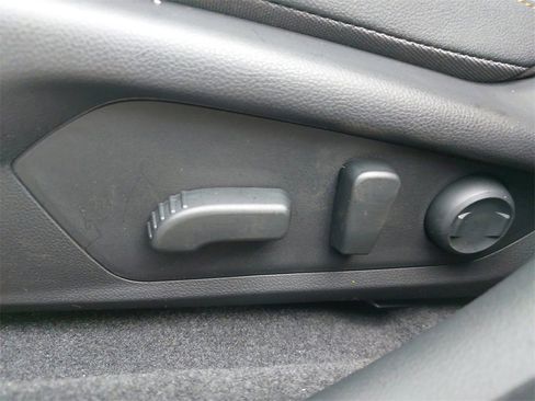 Used 2025 Subaru Crosstrek 2.5i Wilderness w/ Wilderness Package image 27