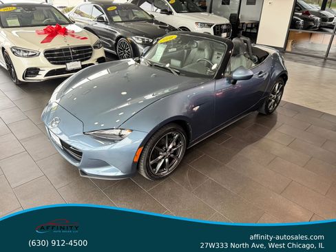 Used 2016 MAZDA MX-5 Miata Grand Touring image 1