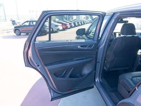 New 2026 Volkswagen Atlas Cross Sport SEL Premium R-Line image 14