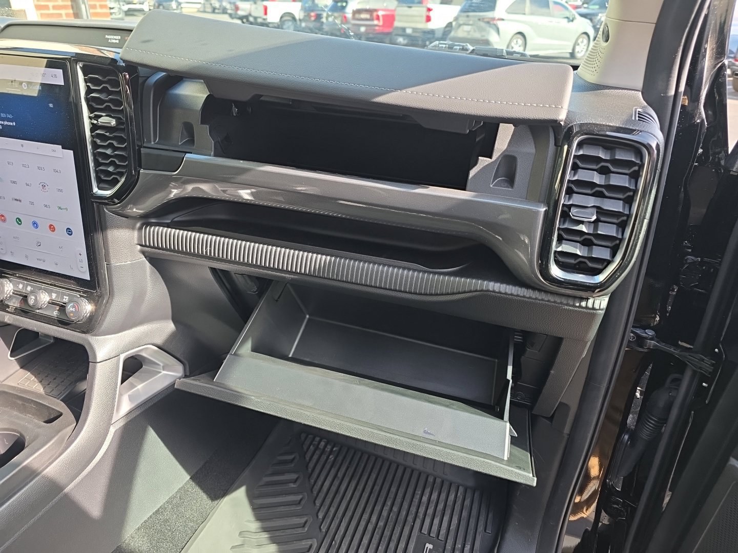 Used 2024 Ford Ranger Lariat AWD/4WD image 39