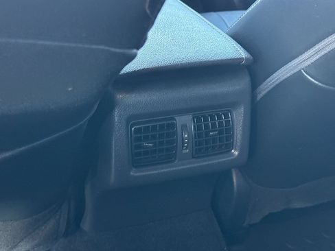 Used 2022 Toyota Camry XSE FWD image 13