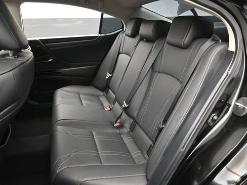 Used 2024 Lexus ES 350 w/ Accessory Package (Z2) FWD image 33
