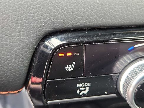 Used 2023 Honda Pilot TrailSport image 25