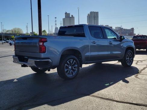 Used 2024 Chevrolet Silverado 1500 LT AWD/4WD image 2