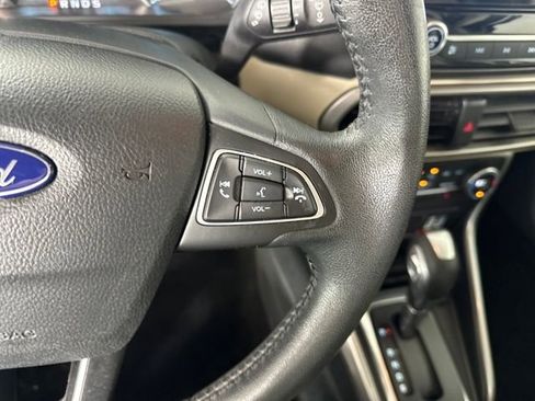 Used 2019 Ford EcoSport SE w/ SE Convenience Package image 16