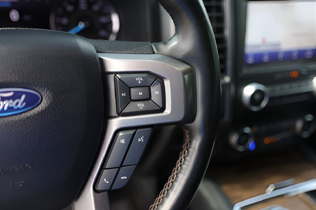 Used 2021 Ford Expedition Platinum RWD image 13