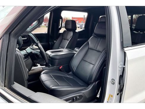 Used 2022 Chevrolet Silverado 1500 High Country AWD/4WD image 28
