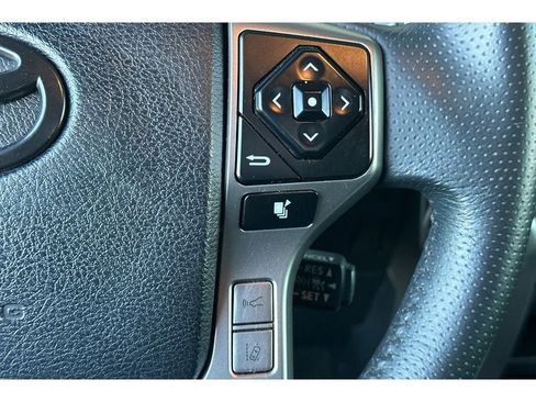 Used 2022 Toyota 4Runner TRD Sport image 28