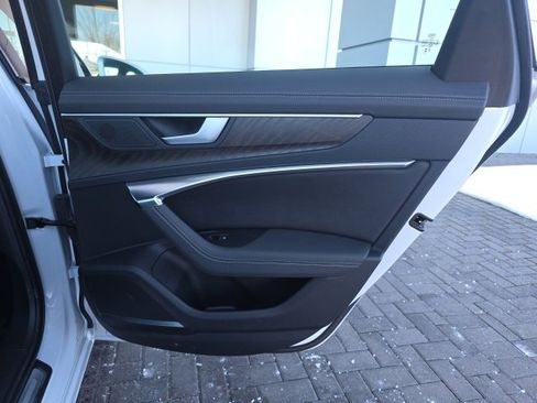 Used 2023 Audi A6 Premium Plus w/ Premium Plus Package image 12