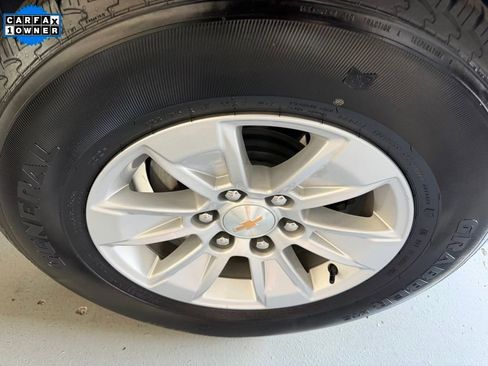 Used 2025 Chevrolet Silverado 1500 LT image 11