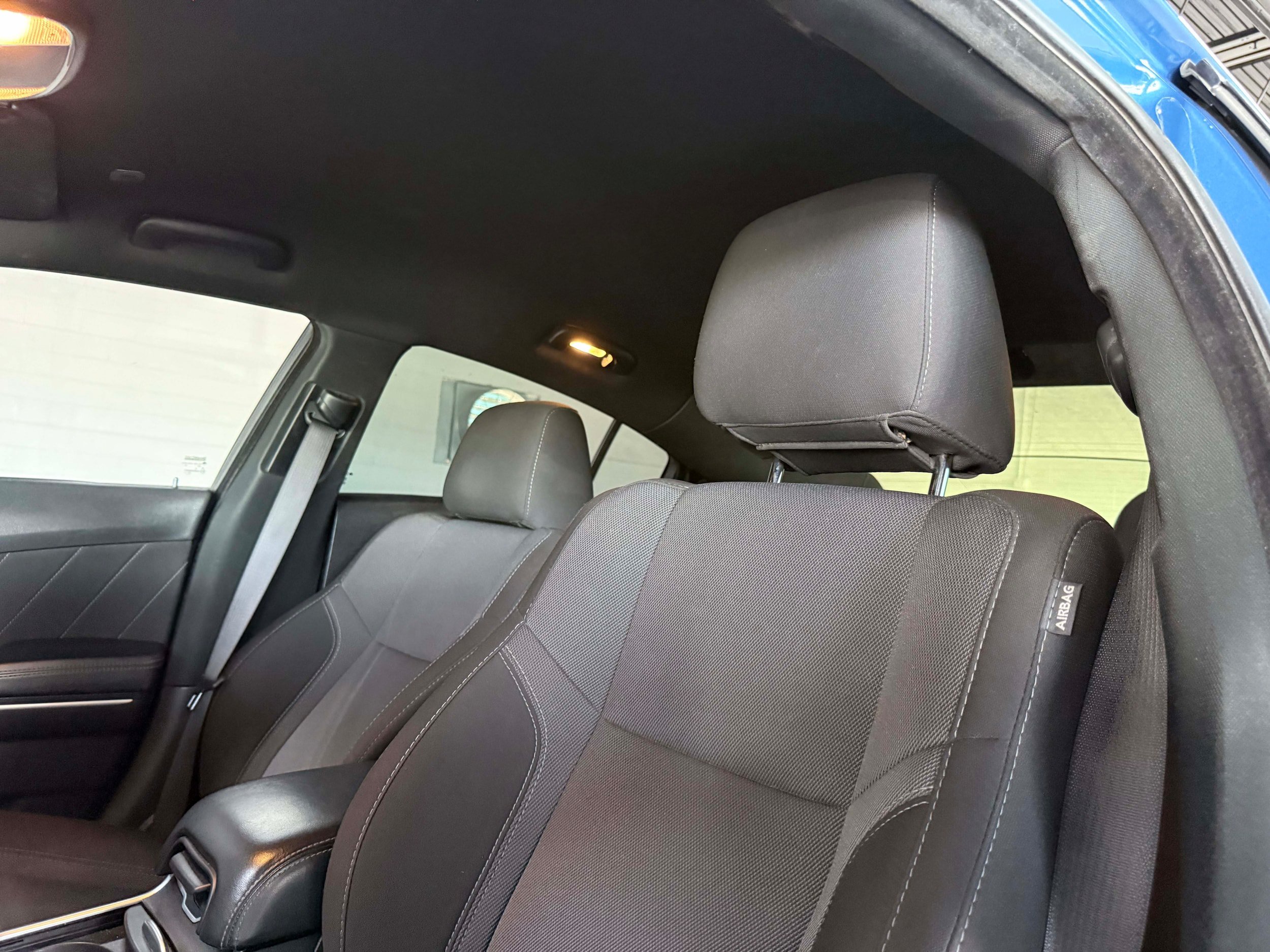 Used 2022 Dodge Charger SXT RWD image 11
