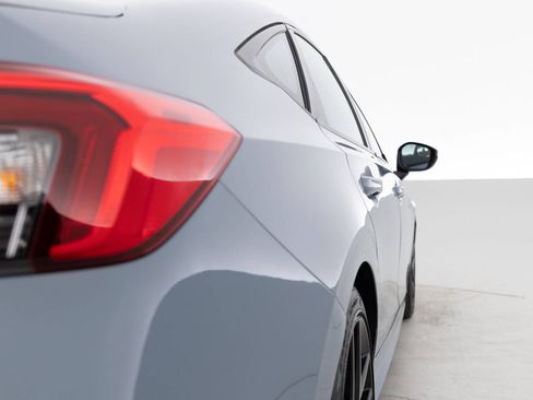 Used 2022 Honda Civic Sport image 9