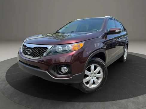 Used 2013 Kia Sorento LX w/ Convenience Pkg FWD image 1
