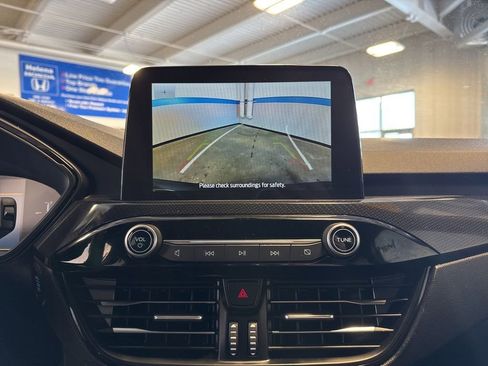 Used 2025 Ford Escape ST-Line image 14