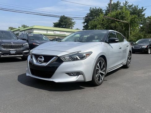 Used 2017 Nissan Maxima 3.5 SL FWD image 4