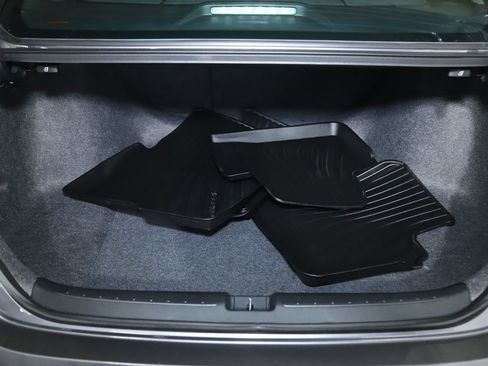 Used 2020 Honda Accord EX image 31