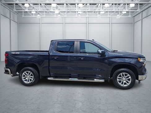 Certified 2023 Chevrolet Silverado 1500 LT AWD/4WD image 9