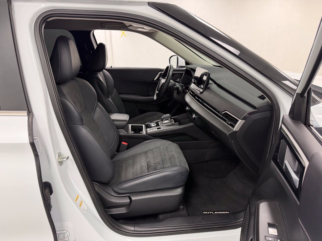 Used 2024 Mitsubishi Outlander SE FWD image 10
