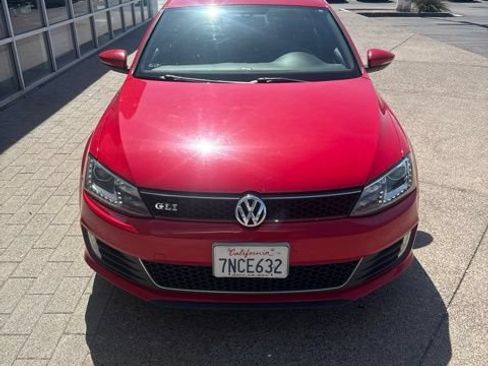 Used 2015 Volkswagen Jetta GLI SE FWD image 1