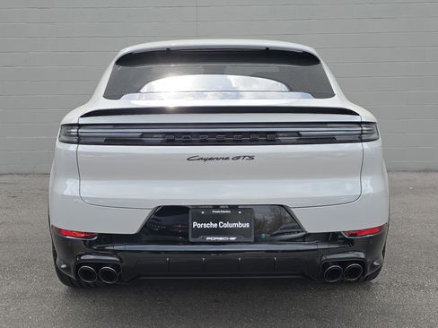 New 2026 Porsche Cayenne GTS image 8